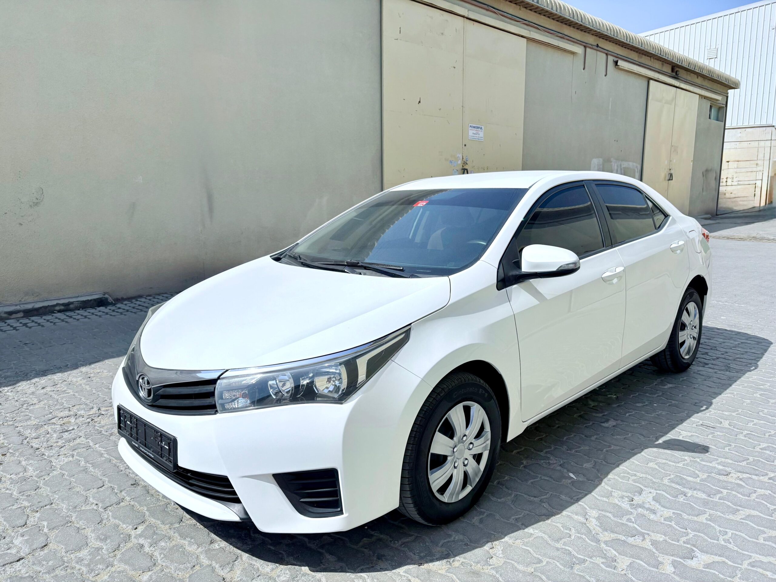 toyota-corolla-2015-left-side-front-angle