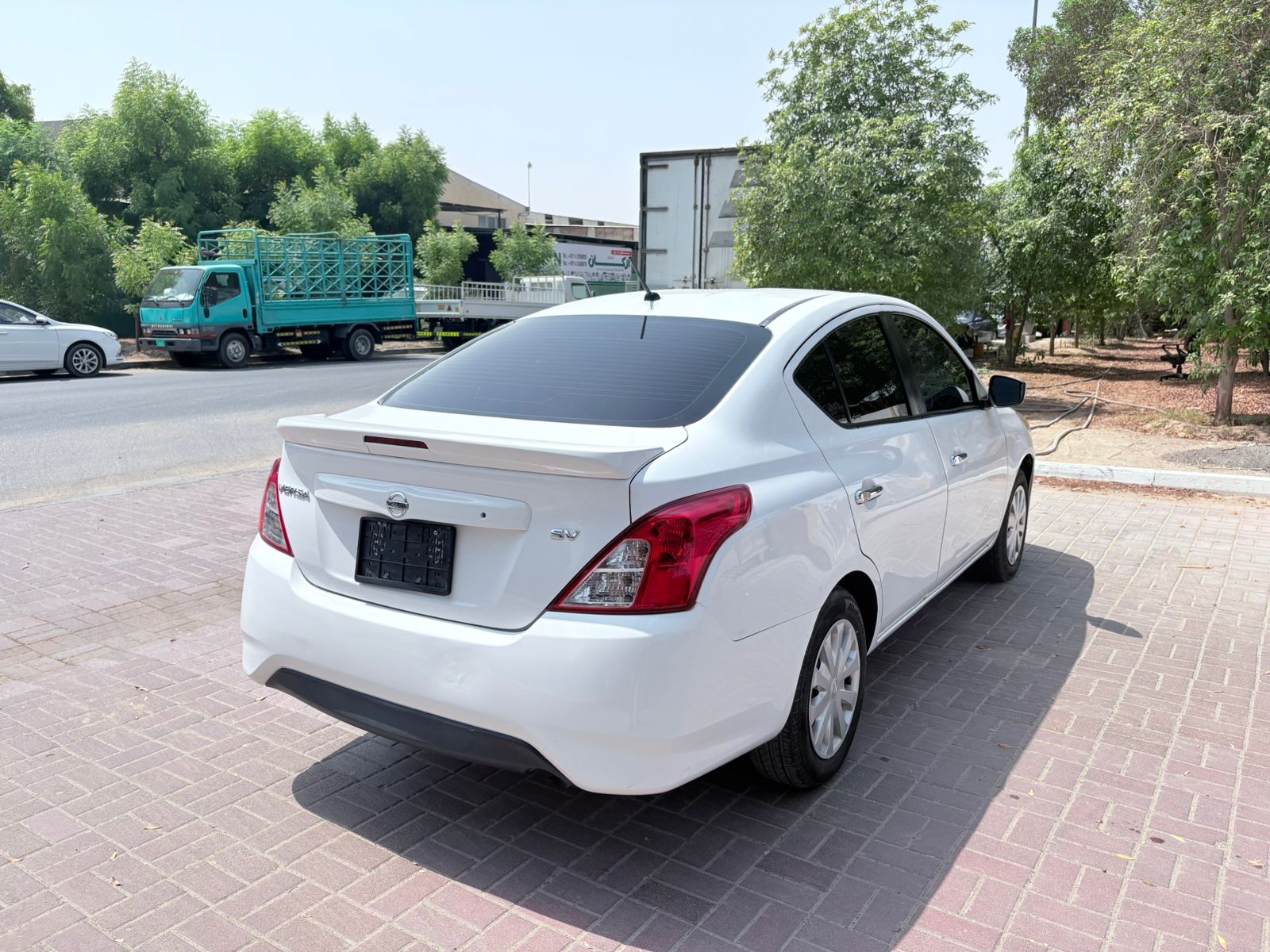 2017 Nissan Versa Side View